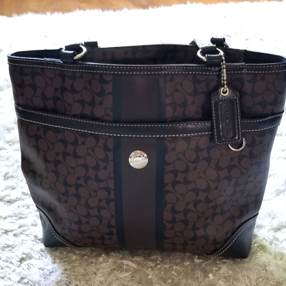 Coach medium bag